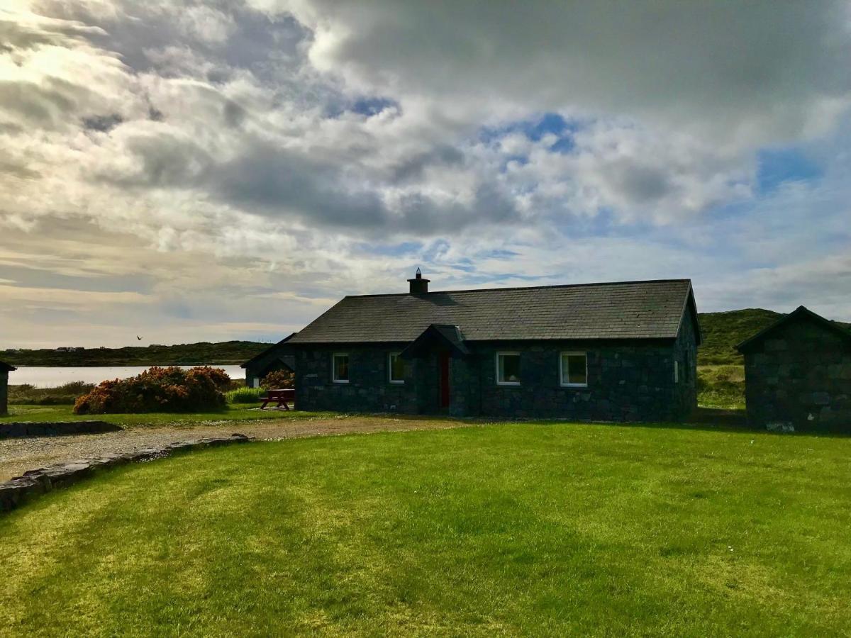 Kilronan Cottage Ballyconneely Bagian luar foto